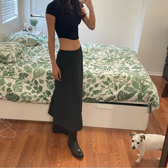 ❌GIVEN AWAY❌ Dark Gray Midi Skirt - Picture 2 of 5